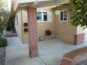 974 Rose Ave in Redwood City, CA - Building Photo - Building Photo