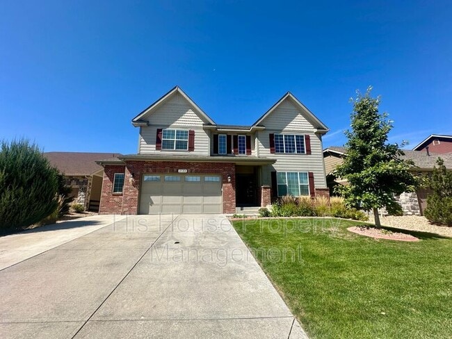 property at 2122 Longfin Ct