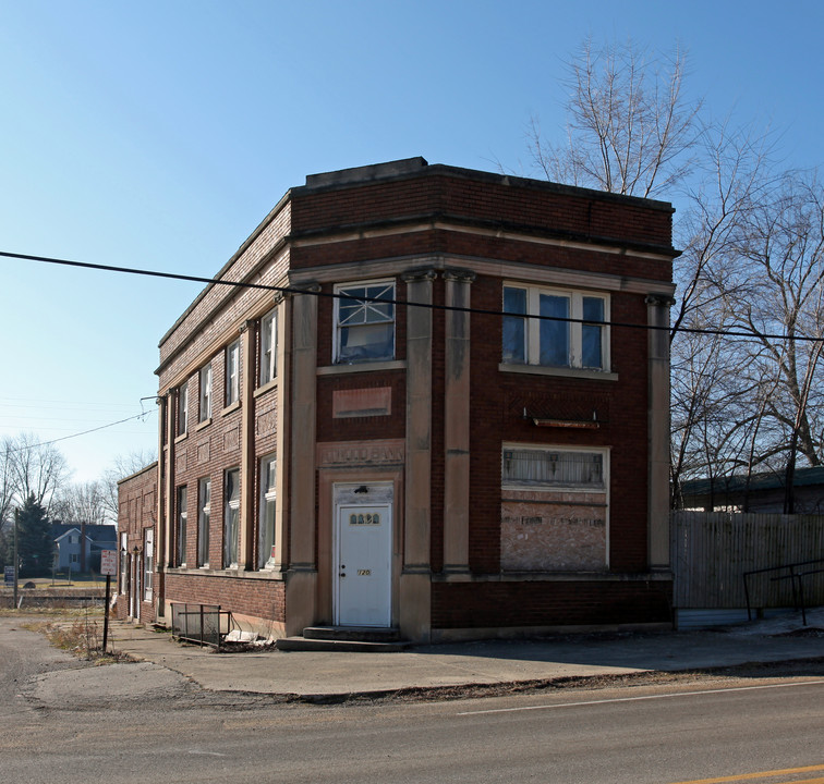 120 E Main St in Atwood, IN - Foto de edificio