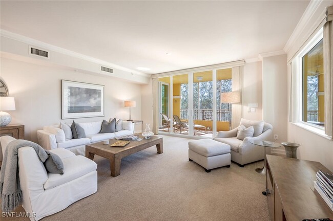 property at 2738 Tiburon Blvd E