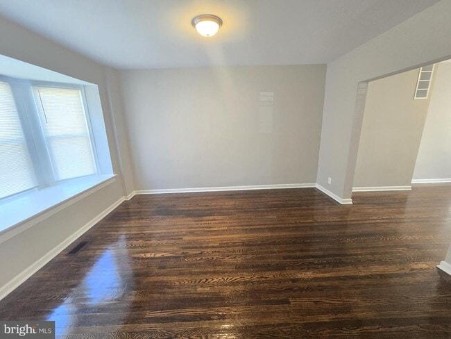 property at 2805 Edison Hwy