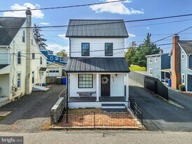 608 Main St, Unit D208 in Odessa, DE - Building Photo