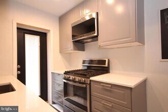 2100 N Brandywine St in Arlington, VA - Building Photo - Building Photo