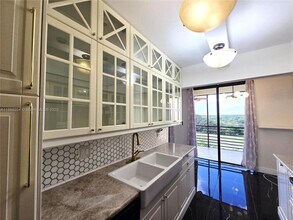 7400 Radice Ct in Lauderhill, FL - Building Photo - Building Photo