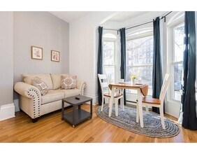 50 Magazine St-Unit -1 in Cambridge, MA - Building Photo - Building Photo