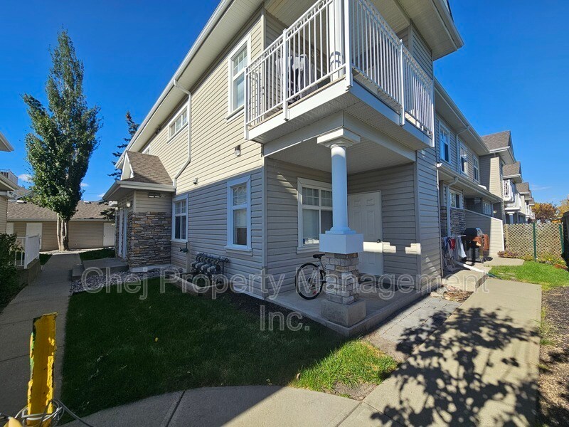 1179 Summerside Dr SW in Edmonton, AB - Building Photo