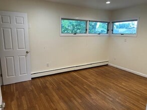 1417 Hemlock Ave in East Meadow, NY - Building Photo - Building Photo