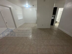 4931 SW 65 Ave in Davie, FL - Building Photo - Interior Photo