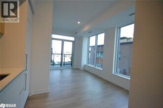 1100 Sheppard Ave W in Toronto, ON - Building Photo - Building Photo