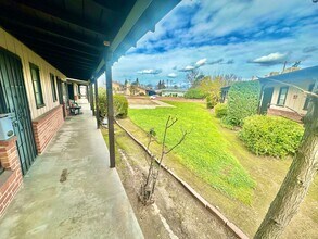 3204-3208 E Normal Ave in Fresno, CA - Building Photo - Building Photo