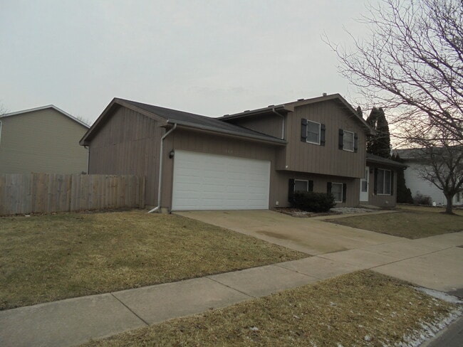 3414 Cathy Dr in Joliet, IL - Building Photo - Building Photo