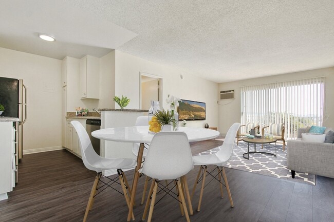 Casa De Vida in Los Angeles, CA - Building Photo - Building Photo