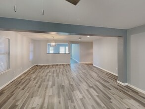 3808 Bandera Ranch Rd in Roanoke, TX - Foto de edificio - Building Photo