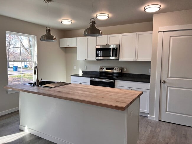 1109-1109 E 34th St in Joplin, MO - Building Photo - Building Photo