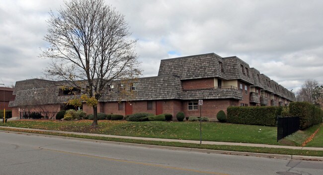 The Citadel in Whitby, ON - Building Photo - Building Photo