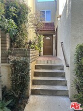 2452 Chelsea Pl in Santa Monica, CA - Building Photo - Building Photo