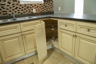 6819 S Evans Ave in Chicago, IL - Building Photo - Building Photo