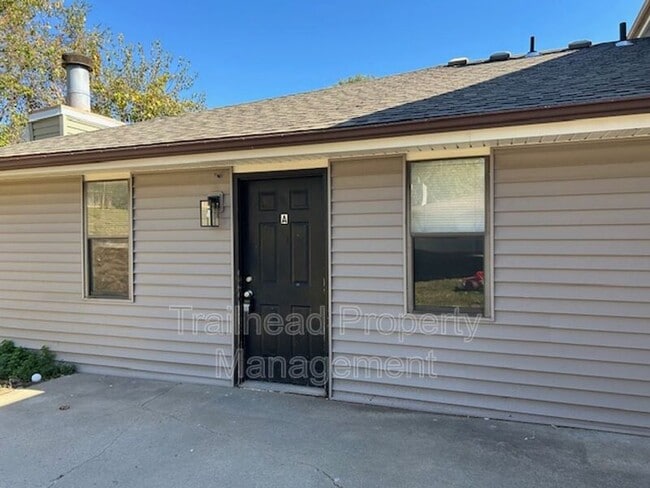 8702 NW 82 Terrace in Kansas City, MO - Building Photo - Building Photo