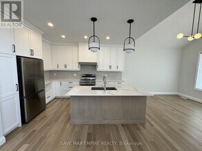 53 Keba Cres in Tillsonburg, ON - Building Photo - Building Photo