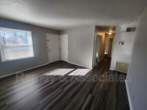 4509 Planetree Dr in Louisville, KY - Building Photo - Building Photo