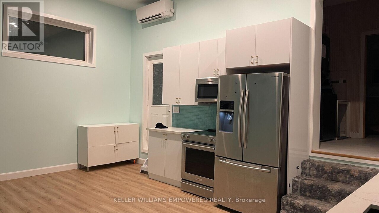 2988 5th Line in Bradford West Gwillimbury, ON - Building Photo