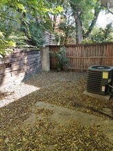 8510 Stonebridge in San Antonio, TX - Building Photo - Building Photo