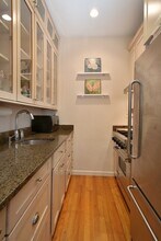 11 Dartmouth St, Unit 2 in Boston, MA - Building Photo - Building Photo