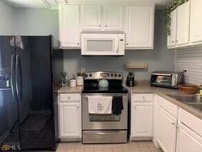 1521 Timber Heights Dr in Loganville, GA - Building Photo - Building Photo