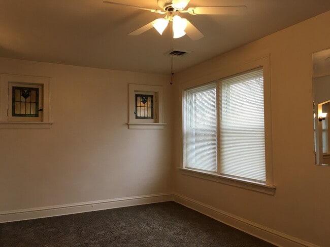 4973 Tholozan Ave, Unit 4973A in St. Louis, MO - Building Photo - Building Photo