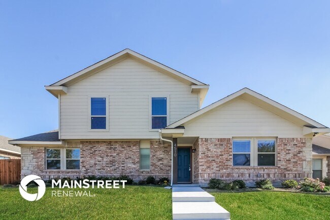 property at 4510 Mariner Dr