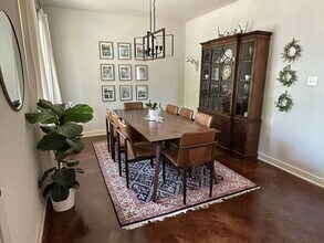 205 Sycamore St in Georgetown, TX - Building Photo - Building Photo