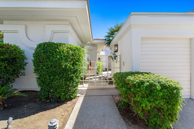 75395 Riviera Dr in Indian Wells, CA - Building Photo - Building Photo