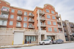 3630 N Harlem Ave, Unit 406 in Chicago, IL - Building Photo