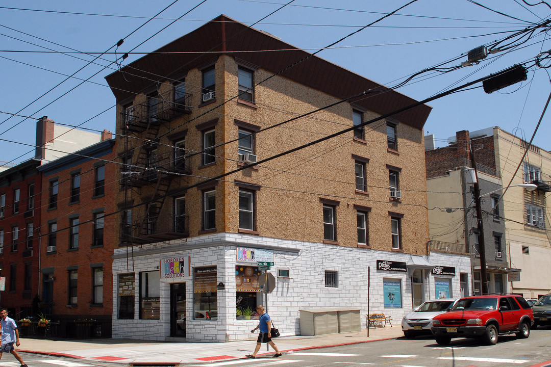 401 Bloomfield St in Hoboken, NJ - Foto de edificio