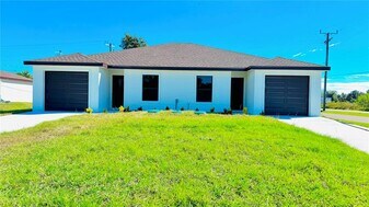 27063 Washington St in Punta Gorda, FL - Building Photo