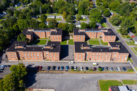 Ballantyne Gardens in Syracuse, NY - Foto de edificio - Building Photo