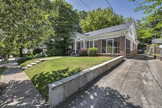 876 Courtenay Dr NE in Atlanta, GA - Building Photo - Building Photo