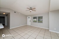 828 Trina Ln in Lakeland, FL - Building Photo - Building Photo