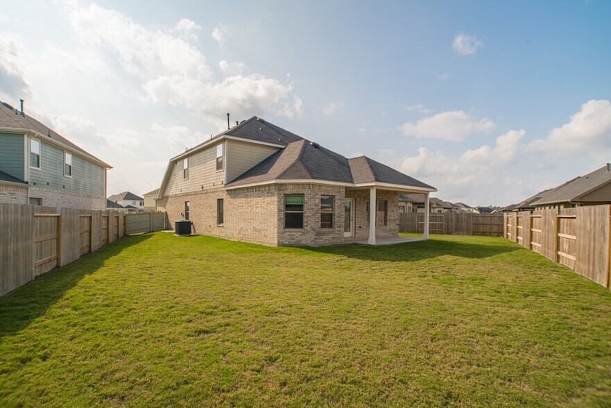10663 Whitejacket in Conroe, TX - Building Photo