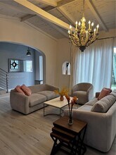 3470 Sheridan Ave in Miami Beach, FL - Building Photo - Building Photo