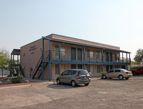 Sunrise Apartments in Tucson, AZ - Building Photo - Building Photo