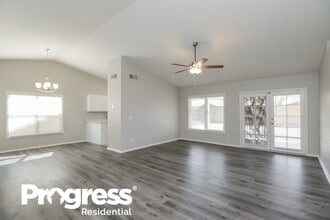 814 N Sailors Way in Gilbert, AZ - Building Photo - Building Photo