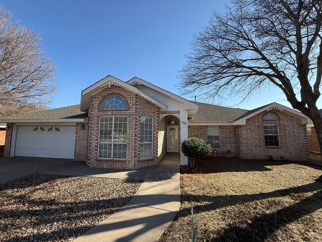 property at 1113 Rosewood Dr