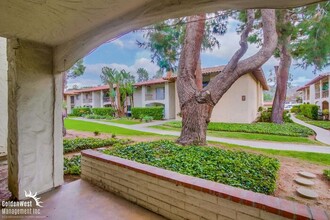 6009 Rancho Mission Rd in San Diego, CA - Building Photo - Building Photo
