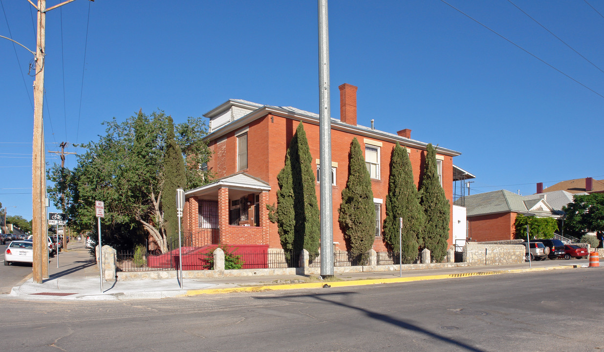 201-203 W Rio Grande Ave in El Paso, TX - Building Photo