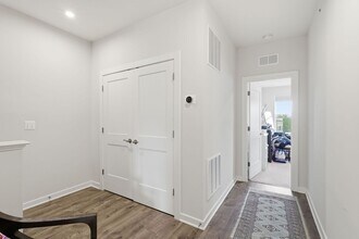 20354 Newfoundland Sq in Ashburn, VA - Building Photo - Building Photo