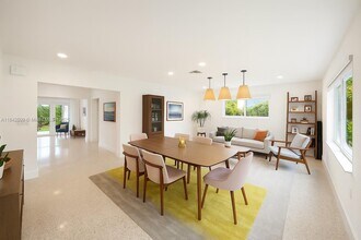 415 Navarre Ave in Coral Gables, FL - Building Photo - Building Photo