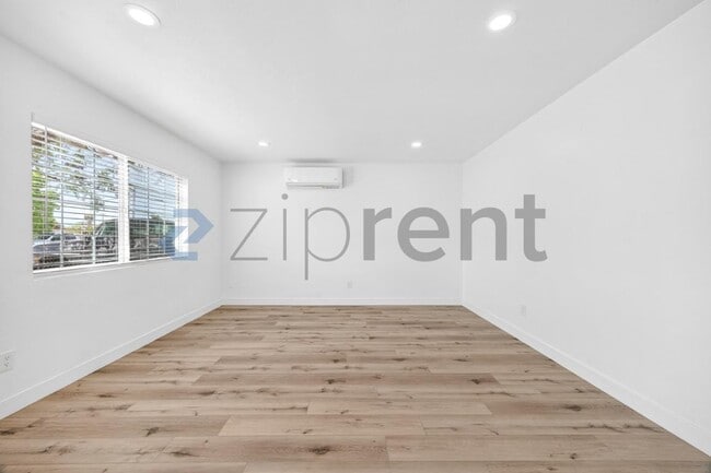 415 E 26th St in National City, CA - Building Photo - Building Photo