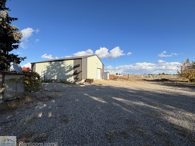 29442 Parma Rd in Parma, ID - Foto de edificio - Building Photo