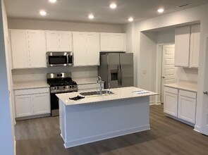 15250 Farrington Rd in Fishers, IN - Building Photo - Building Photo